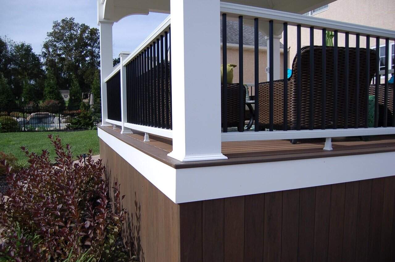 Custom curved composite deck with bent railing