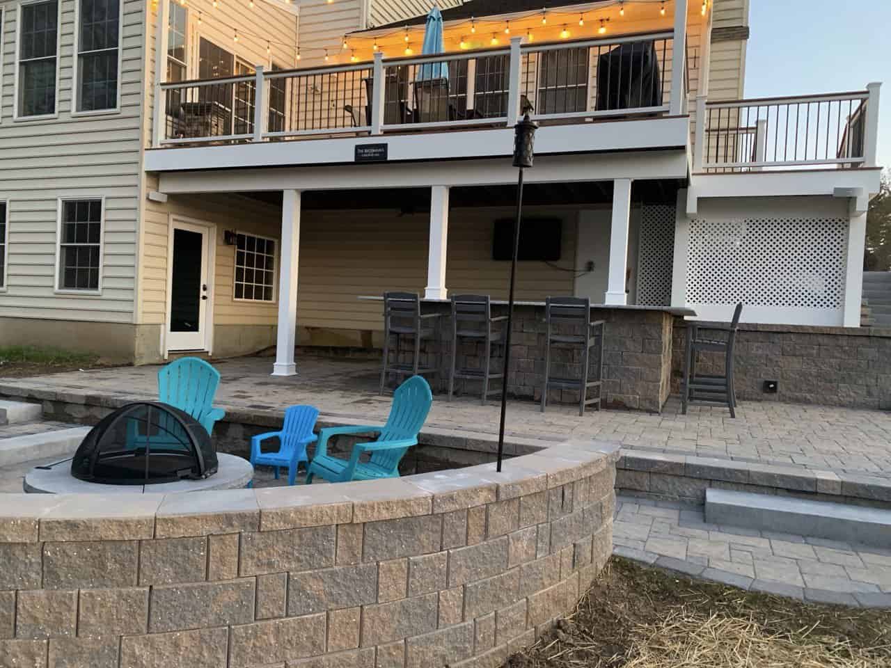 Outdoor-Kitchen-Installation-Coatesville.jpg Custom outdoor kitchen with built-in grill and granite top in Coatesville PA.